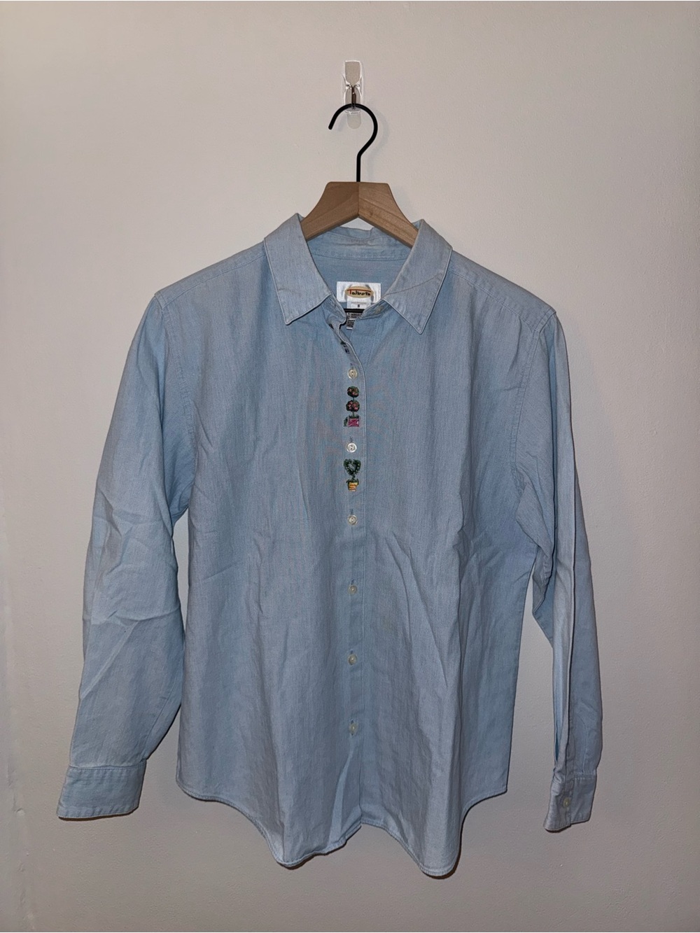 Talbots Light Blue Women's Button-Down Shirt with Decorative Buttons